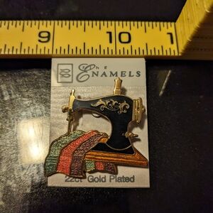 Enamel Vintage Sewing Machine Pin 22k Gold Plated